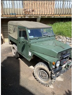 LAND ROVER COMMANDO 2